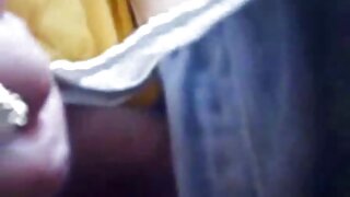 Napaljene užasne drolje napale su jedan vrući penis i potpuno se zadovolje