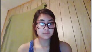 Žedni dječak liže smrdljivu macu svoje titule tamnokose GF