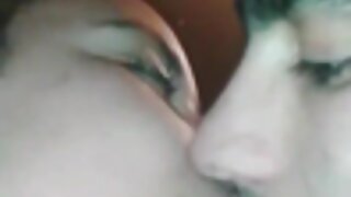 Libidinozna plavuša Karol Lilien vodi ljubav sa svojim ćelavim dečkom