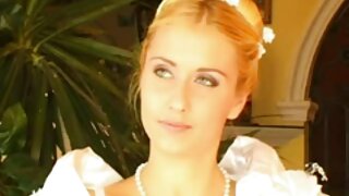 Nezasitna azijska kučka pojeba svoju dlakavu mačku dildom nakon vrućeg seksa u pozi