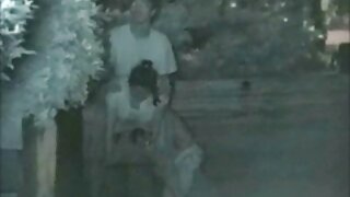 Veliku filipinsku bebu s velikim sisama jebe žestoko ćelavi klinac