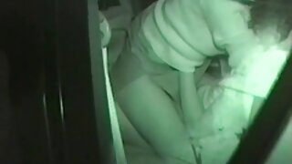 Svježe lice porno glumica Lucy Tyler jaše tvrdi kurac na vrhu