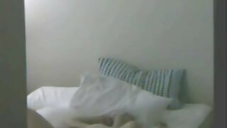 Napaljene djevojke Missy i Lera se jebaju pred svojim učiteljem