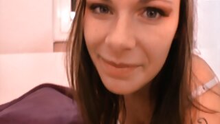 Prekrasna Sydnee Capri jebena je jako u različitim pozicijama