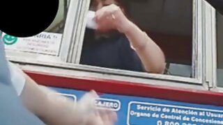 Zavodljiva azijska tinejdžerka u čarapama Rena Kouzaki obožava seks u pozi kaubojke